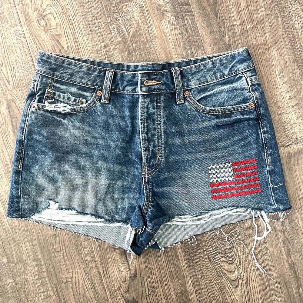 American flag embroidered distressed denim shorts